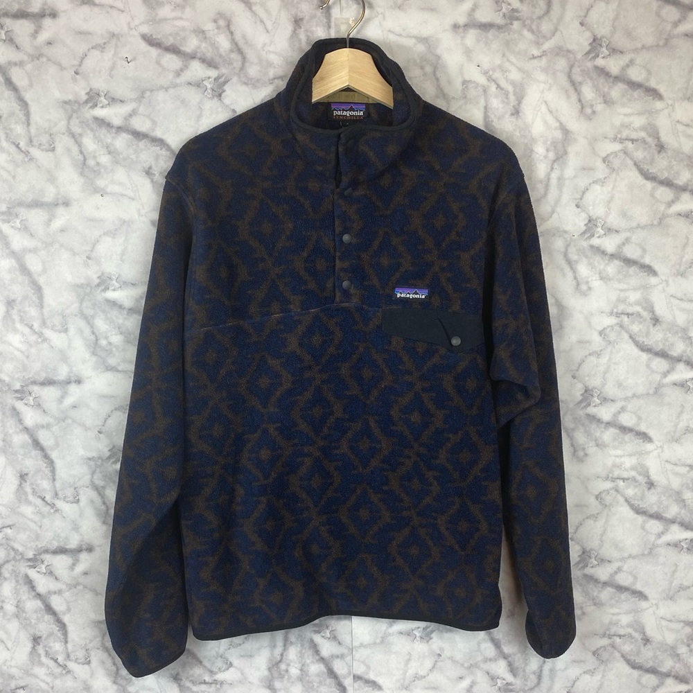 Patagonia Men’s Navy & Brown Geometric Synchilla Pullover